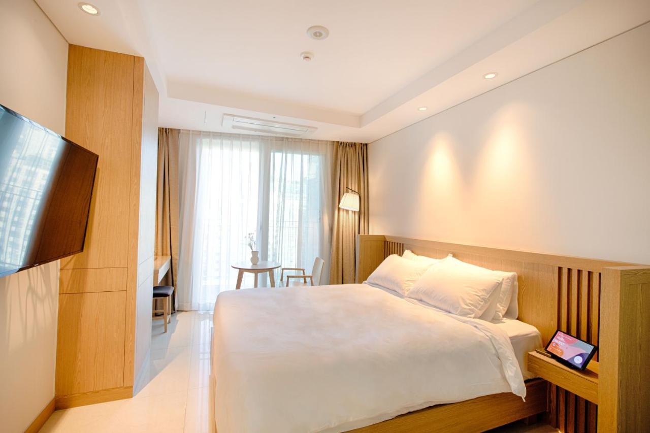 Union Hotel Seoul Bagian luar foto