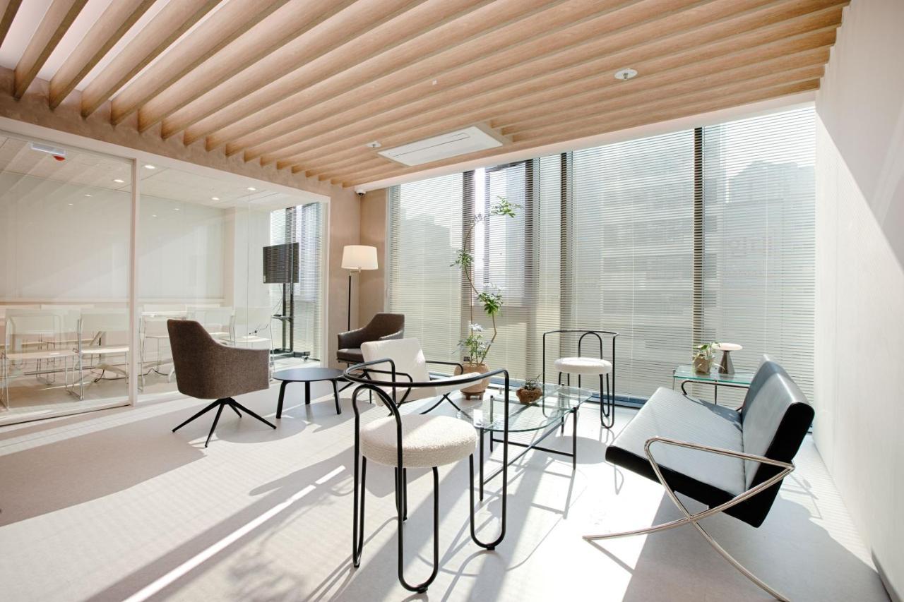 Union Hotel Seoul Bagian luar foto